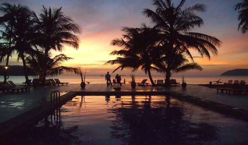 Frangipani Langkawi Resort Pantai Cenang  Exterior photo